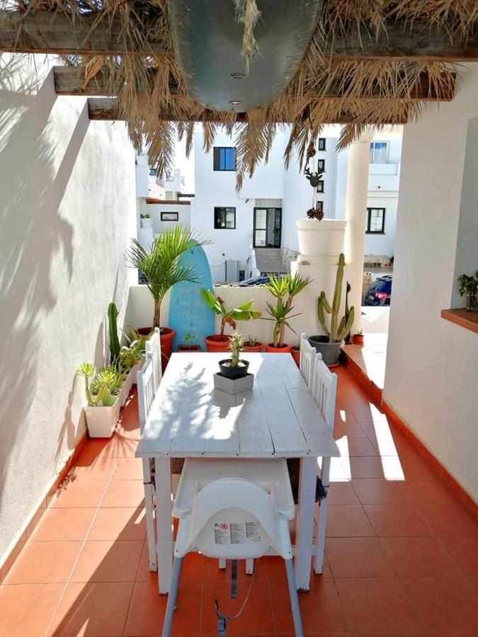 Surf Dream Surfhouse Hostel Corralejo Buitenkant foto
