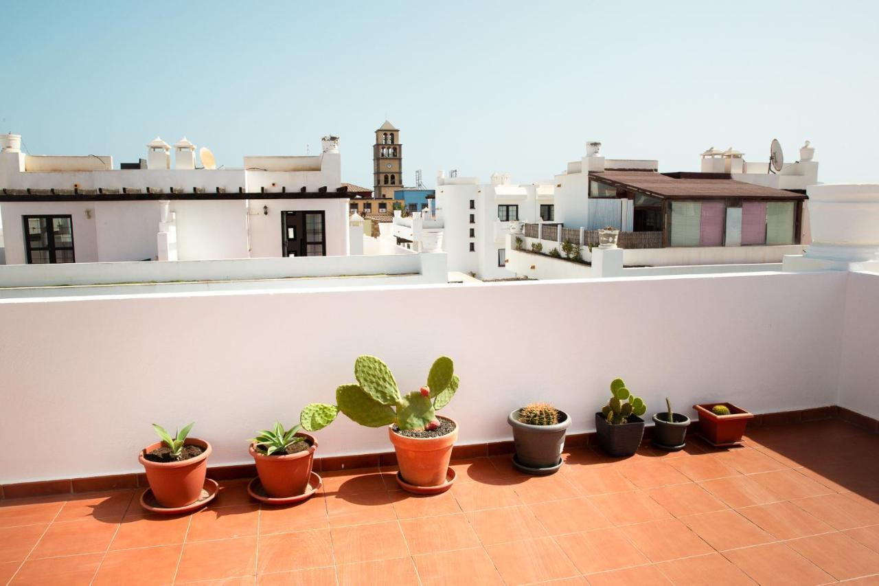 Surf Dream Surfhouse Hostel Corralejo Buitenkant foto