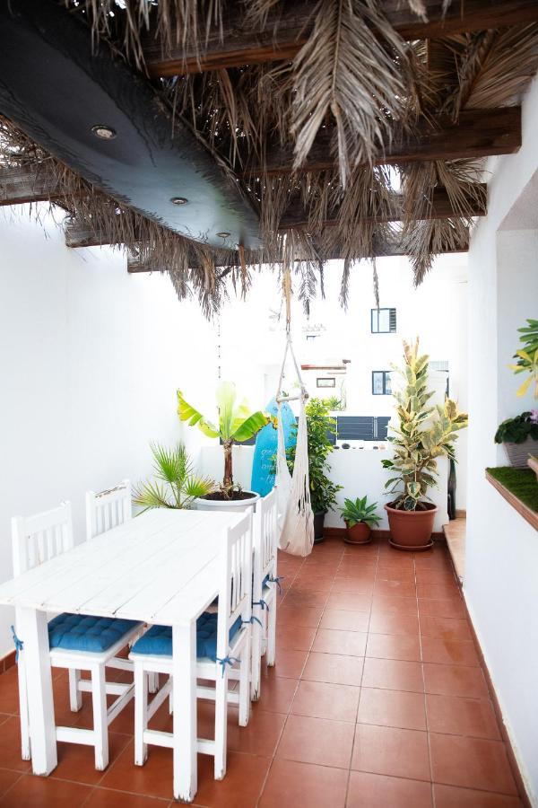 Surf Dream Surfhouse Hostel Corralejo Buitenkant foto