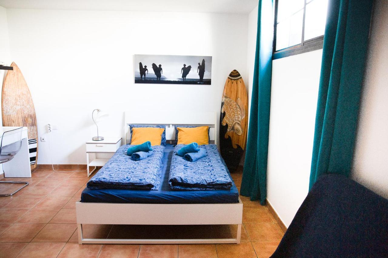 Surf Dream Surfhouse Hostel Corralejo Buitenkant foto