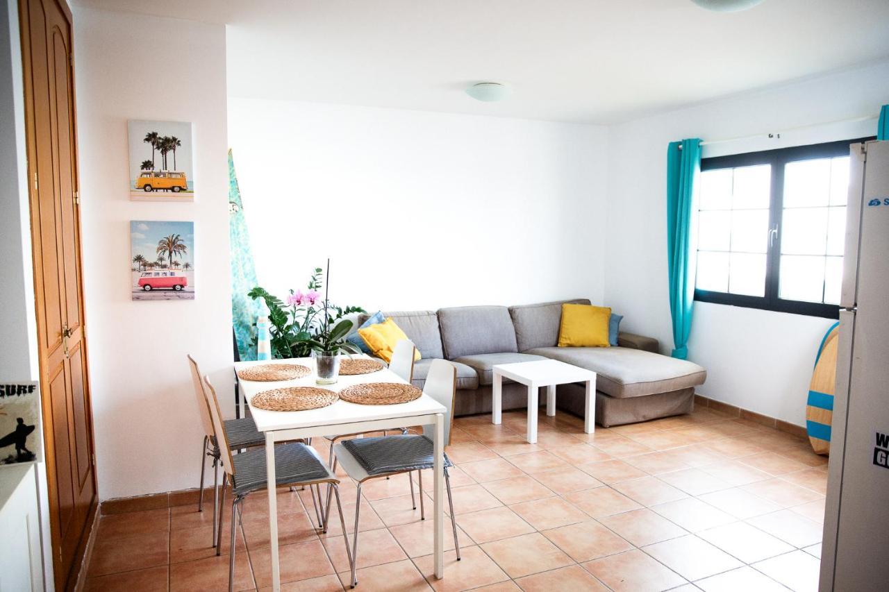 Surf Dream Surfhouse Hostel Corralejo Buitenkant foto