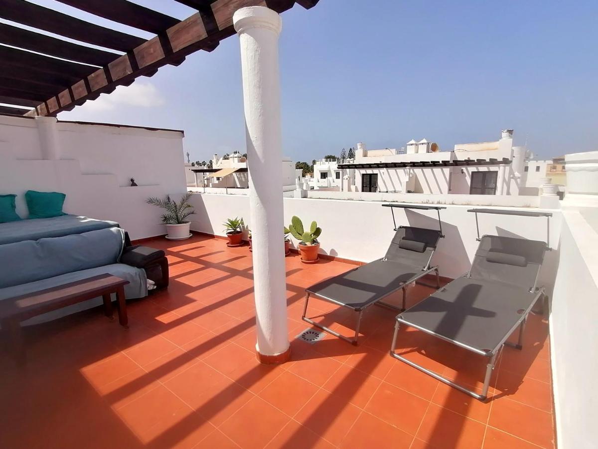 Surf Dream Surfhouse Hostel Corralejo Buitenkant foto