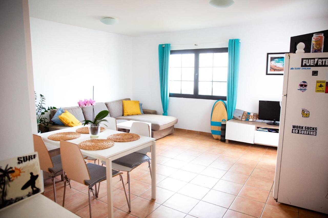 Surf Dream Surfhouse Hostel Corralejo Buitenkant foto